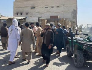 Afganistan’ın Kandahar vilayetinde camiye bombalı saldırıda en 30 kişi hayatını kaybetti