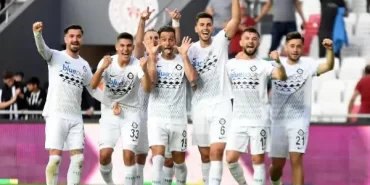 Altay'a Sezon Sonunda Alkış