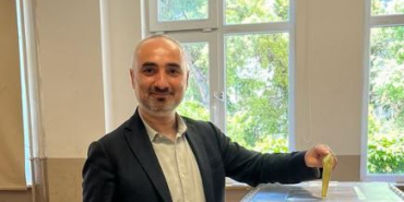 İsmail Saymaz Oyunu Kullandı