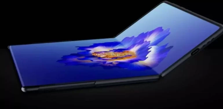 Selefinden Daha Farklı Bir Tasarıma Sahip Galaxy Z Fold 5