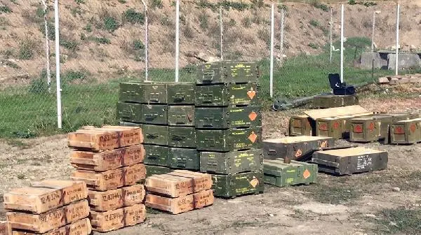 Azerbaycan Hocavend’de Silahlar Ve Mühimmata El Koydu
