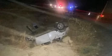Karaman'da Otomobil Şarampole Devrildi: 1'i Ağır 3 Yaralı